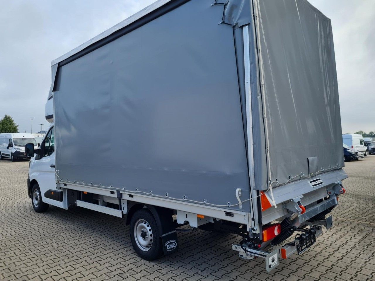Renault Master Pritsche Schiebe Plane Schlafkab LBW Luft - Tent tarbesõiduk: pilt 3 Renault Master Pritsche Schiebe Plane Schlafkab LBW Luft - Tent tarbesõiduk: pilt 3