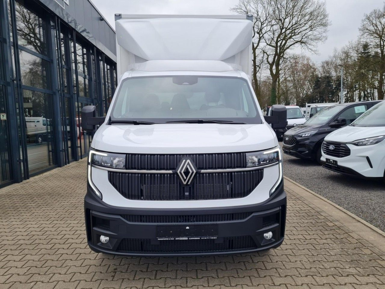 Renault New Master 35 Möbel Koffer KLIMA LUFTFEDER TEMPO - Tarbesõiduk furgoon: pilt 2 Renault New Master 35 Möbel Koffer KLIMA LUFTFEDER TEMPO - Tarbesõiduk furgoon: pilt 2