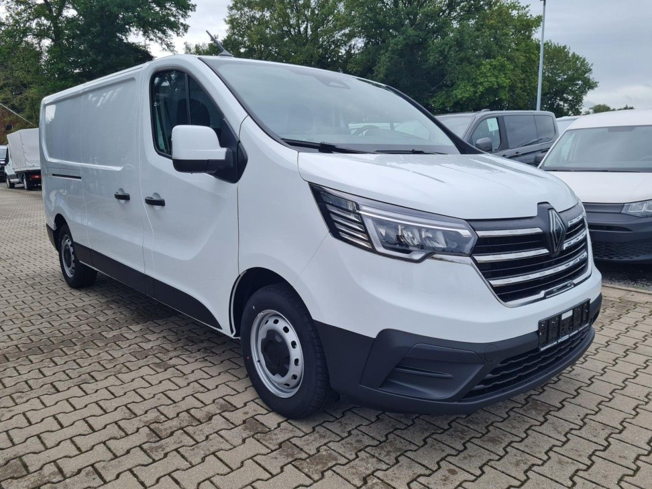 Renault Trafic Kühlkasten 3.0t L2 KLIMA LED NAVI_APP TEM - Tarbesõiduk külmik: pilt 3 Renault Trafic Kühlkasten 3.0t L2 KLIMA LED NAVI_APP TEM - Tarbesõiduk külmik: pilt 3