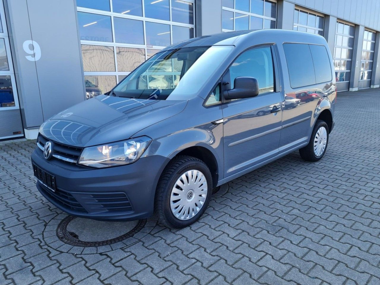 Volkswagen Caddy 4Motion 2.0 TDI Kombi (EURO 6d-TEMP) - Auto: pilt 3 Volkswagen Caddy 4Motion 2.0 TDI Kombi (EURO 6d-TEMP) - Auto: pilt 3
