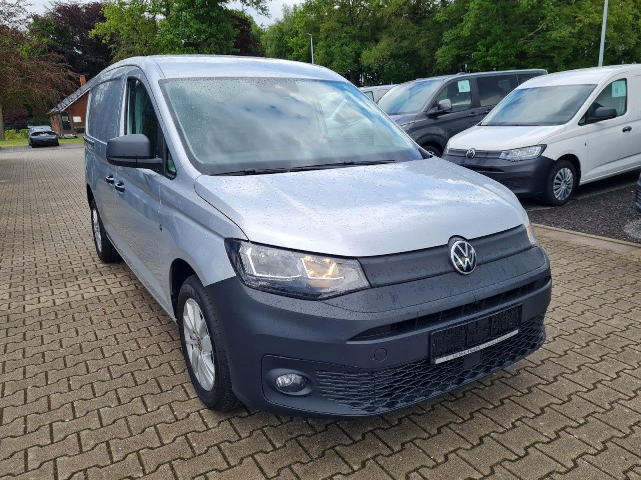 Volkswagen Caddy Cargo Maxi 2.0 TDI NAVI PDC KLIMA Alufelge - Väike kaubik: pilt 2 Volkswagen Caddy Cargo Maxi 2.0 TDI NAVI PDC KLIMA Alufelge - Väike kaubik: pilt 2