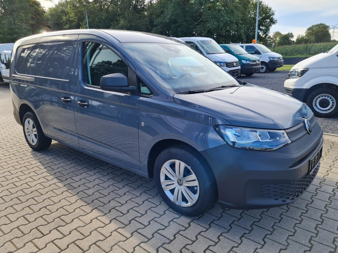 Volkswagen Caddy Kasten Cargo TDI Maxi PDC KLIMA TEMPOMAT - Väike kaubik: pilt 3 Volkswagen Caddy Kasten Cargo TDI Maxi PDC KLIMA TEMPOMAT - Väike kaubik: pilt 3