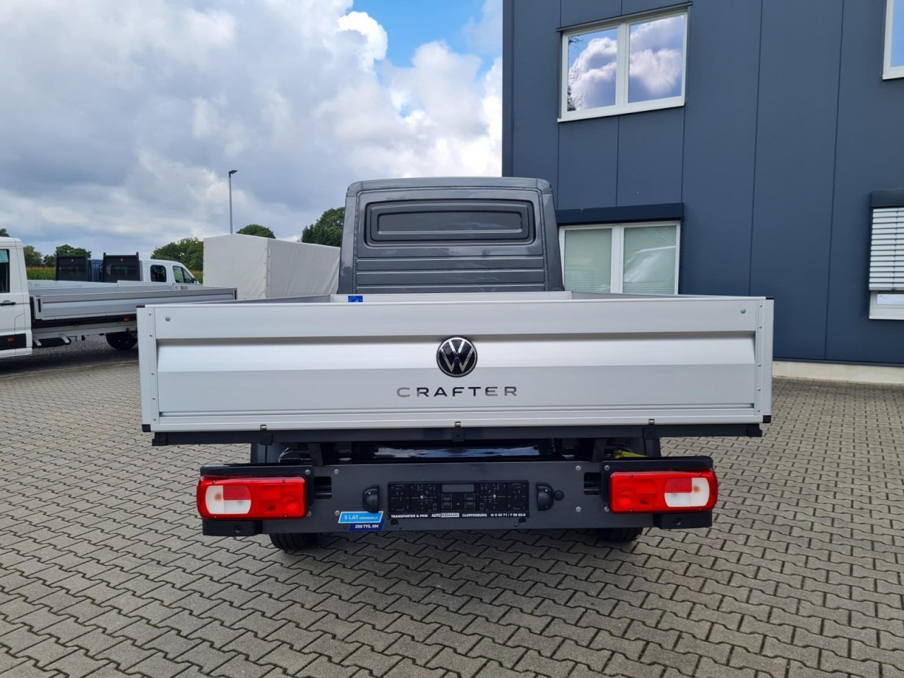 Volkswagen Crafter 35 Doka 7-Sitze MAXI L4 KLIMA TEMPOMAT - Madelauto, Meeskonnaauto: pilt 5 Volkswagen Crafter 35 Doka 7-Sitze MAXI L4 KLIMA TEMPOMAT - Madelauto, Meeskonnaauto: pilt 5