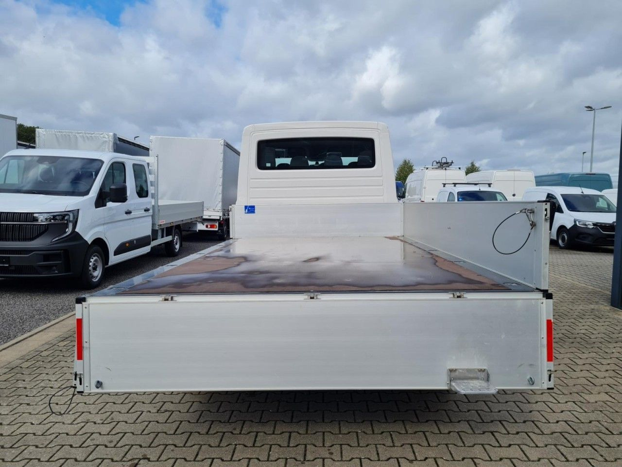 Volkswagen Crafter 35 Doka TDI Pritsche L4 4Motion - Madelauto, Meeskonnaauto: pilt 5 Volkswagen Crafter 35 Doka TDI Pritsche L4 4Motion - Madelauto, Meeskonnaauto: pilt 5