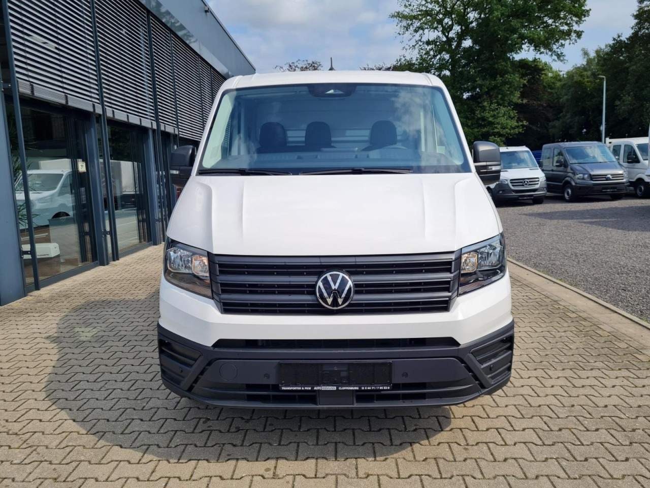 Volkswagen Crafter 35 Pritsche L4 lang KLIMA NAVI/APP TEMPOMAT - Madelauto: pilt 2 Volkswagen Crafter 35 Pritsche L4 lang KLIMA NAVI/APP TEMPOMAT - Madelauto: pilt 2