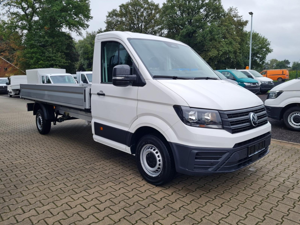 Volkswagen Crafter 35 Pritsche TDI Pritsche L4 KLIMA TEMPOMAT - Madelauto: pilt 3 Volkswagen Crafter 35 Pritsche TDI Pritsche L4 KLIMA TEMPOMAT - Madelauto: pilt 3