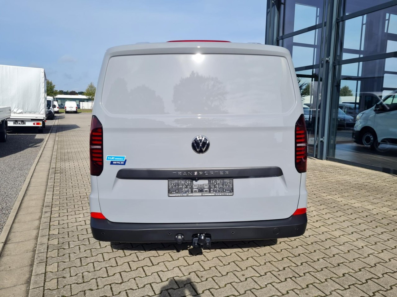 Volkswagen T7 Transporter Kasten TDi AG L2 AHK KLIMA KAMERA LED - Väike kaubik: pilt 5 Volkswagen T7 Transporter Kasten TDi AG L2 AHK KLIMA KAMERA LED - Väike kaubik: pilt 5