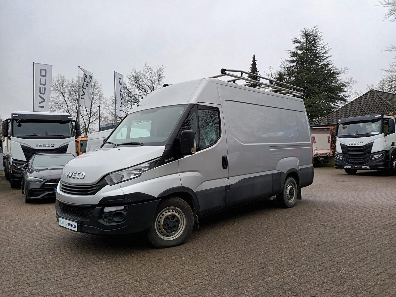 Iveco Daily 35S12V 3520L AHK Dachträger 85 kW (116 ... - Kaubik: pilt 1 Iveco Daily 35S12V 3520L AHK Dachträger 85 kW (116 ... - Kaubik: pilt 1