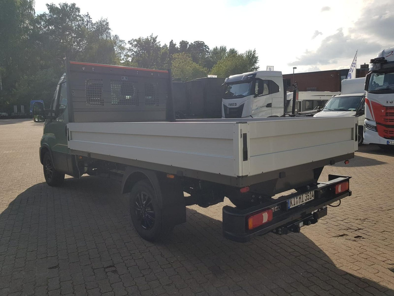 Iveco Daily 35S14HA8 Pritsche AHK 100 kW (136 PS),... - Madelauto: pilt 3 Iveco Daily 35S14HA8 Pritsche AHK 100 kW (136 PS),... - Madelauto: pilt 3