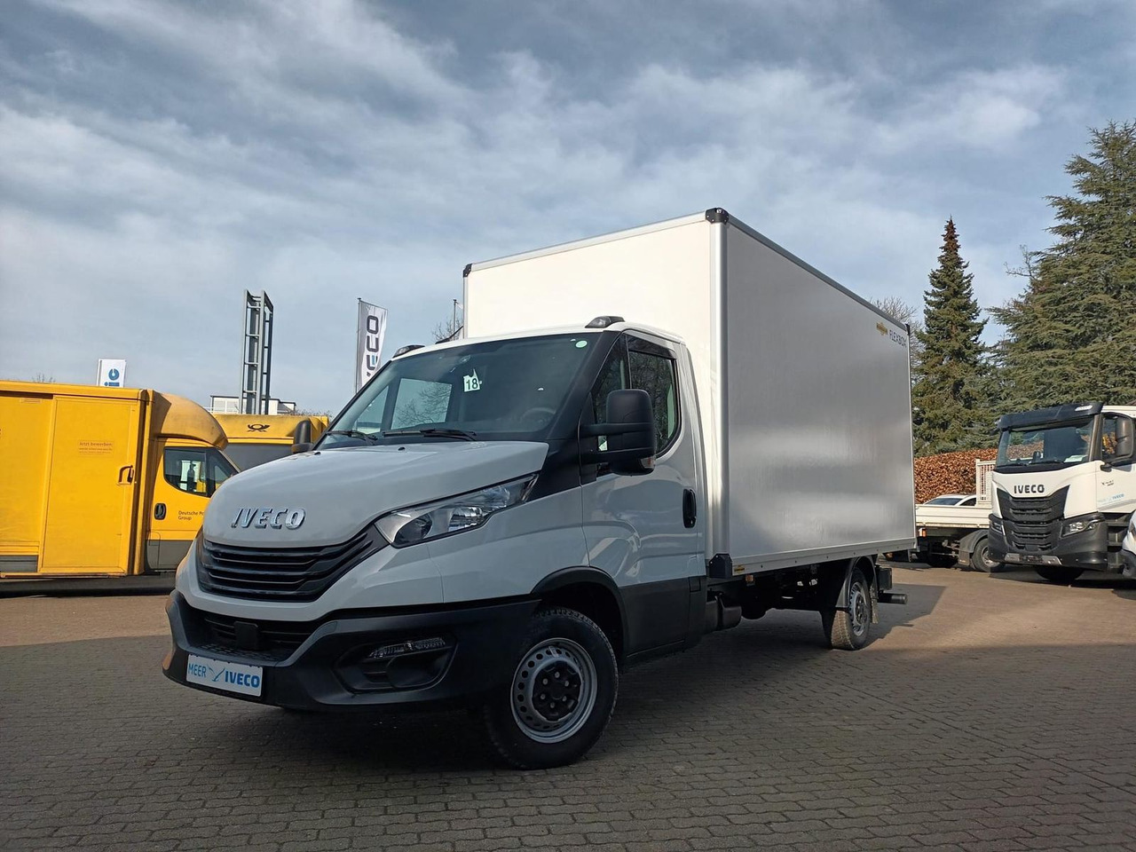 Iveco Daily 35S14HE Koffer LBW, Rückfahrkamera 2x a... - Tarbesõiduk furgoon: pilt 1 Iveco Daily 35S14HE Koffer LBW, Rückfahrkamera 2x a... - Tarbesõiduk furgoon: pilt 1