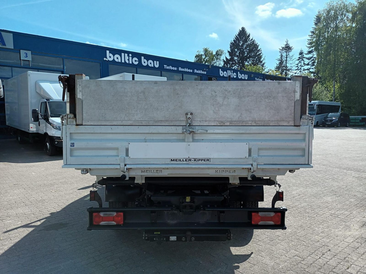 Iveco Daily 70C18H Meiler Dreiseitenkipper, AHK, Klima - Tarbesõiduk kallur: pilt 4 Iveco Daily 70C18H Meiler Dreiseitenkipper, AHK, Klima - Tarbesõiduk kallur: pilt 4