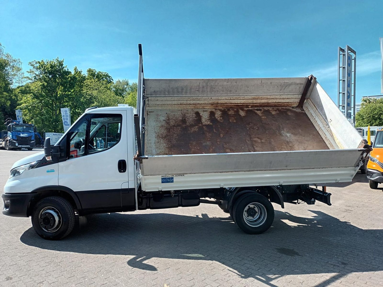 Iveco Daily 70C18H Meiler Dreiseitenkipper, AHK, Klima - Tarbesõiduk kallur: pilt 3 Iveco Daily 70C18H Meiler Dreiseitenkipper, AHK, Klima - Tarbesõiduk kallur: pilt 3