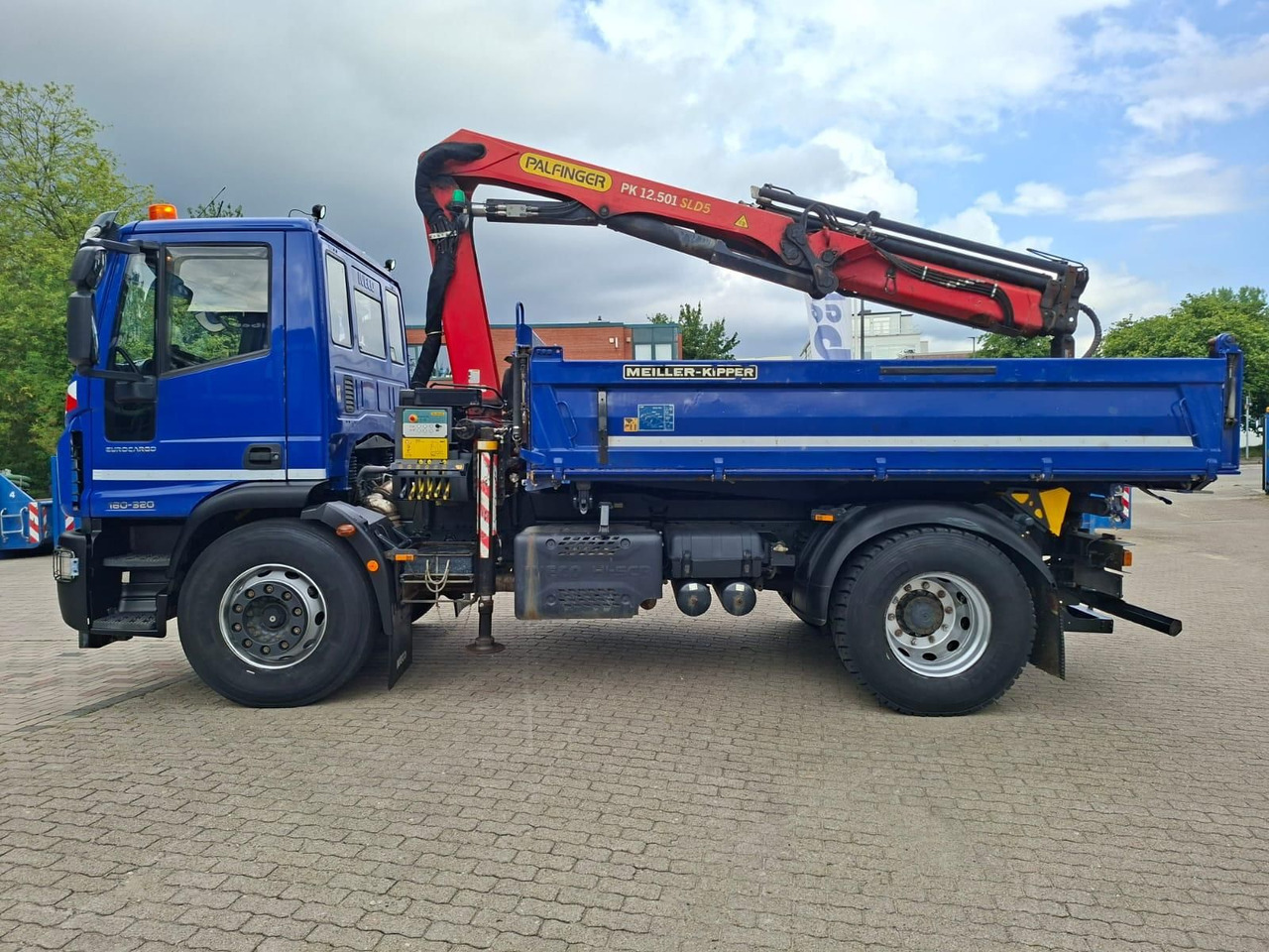 Iveco ML180E32K Meiler 3-Seitenkipper Kran 2x AHK - Kallurauto, Kraanaga veoauto: pilt 3 Iveco ML180E32K Meiler 3-Seitenkipper Kran 2x AHK - Kallurauto, Kraanaga veoauto: pilt 3