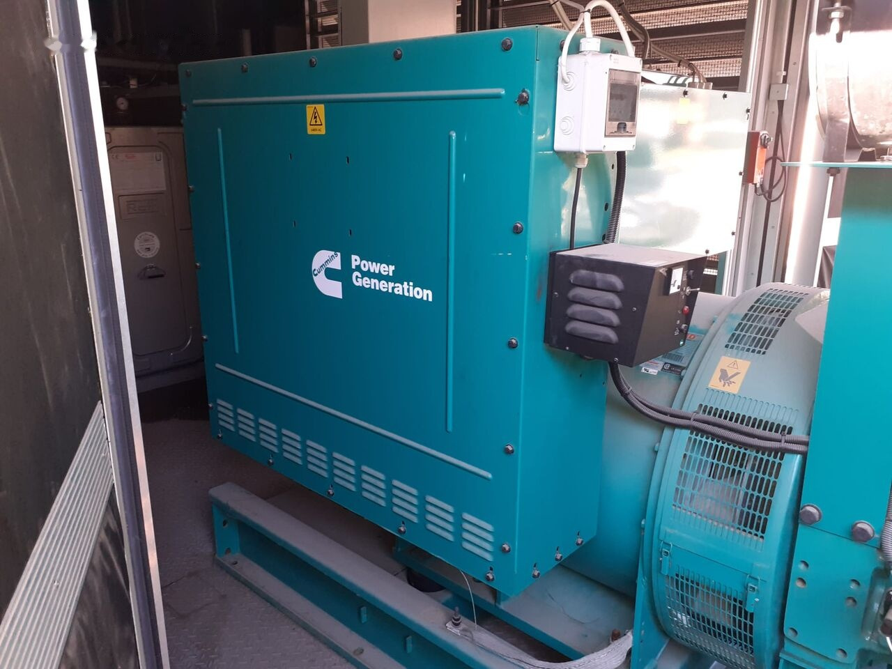 Stamford Generator Nowy1300 KW 1650 KVA STAMFORD CUMMINS - Generaatorikomplekt: pilt 1 Stamford Generator Nowy1300 KW 1650 KVA STAMFORD CUMMINS - Generaatorikomplekt: pilt 1