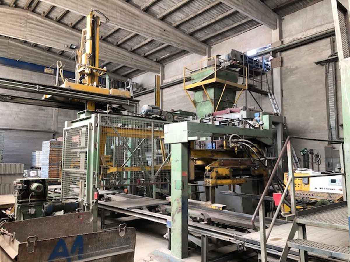 Henke Variant – Brick Manufacturing Plant / Steinfertigungsanlage - Vibropress: pilt 3 Henke Variant – Brick Manufacturing Plant / Steinfertigungsanlage - Vibropress: pilt 3