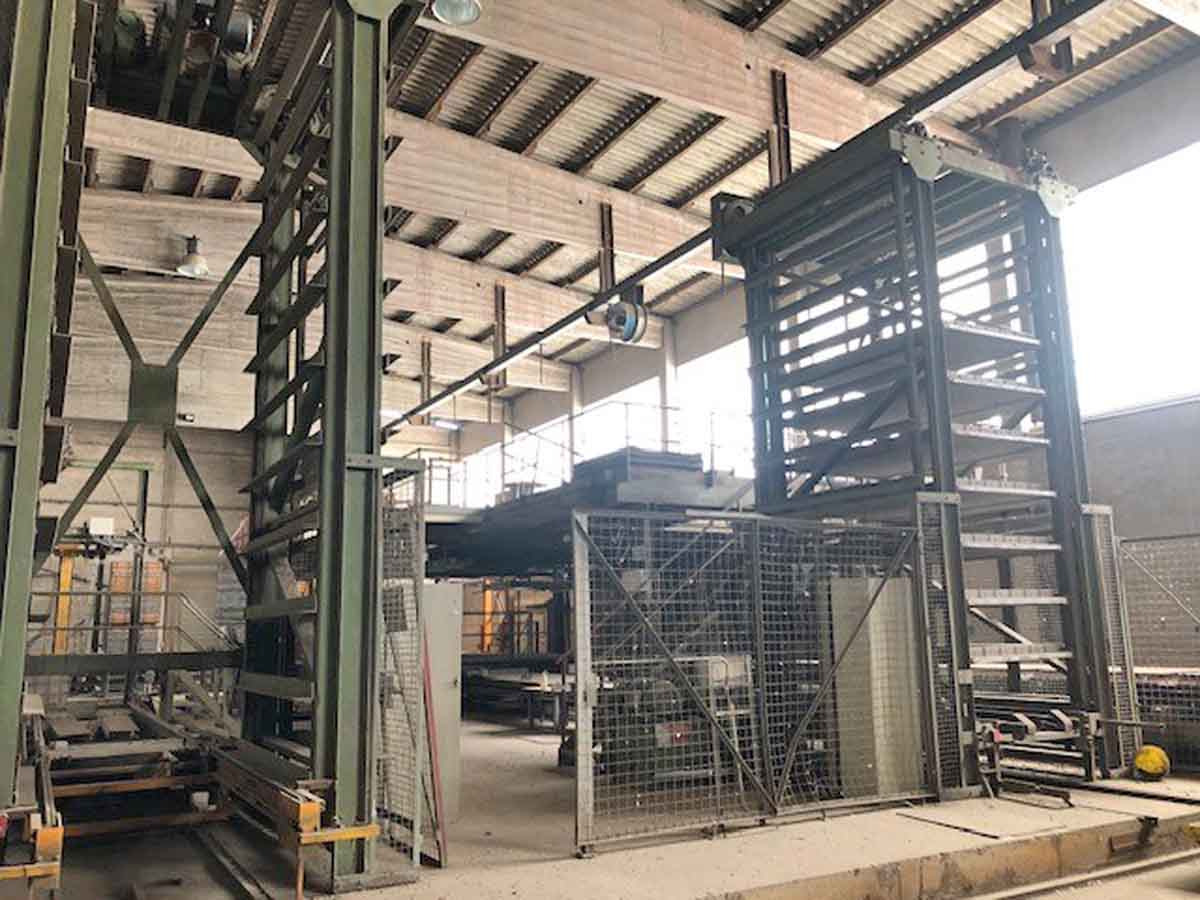 Henke Variant – Brick Manufacturing Plant / Steinfertigungsanlage - Vibropress: pilt 4 Henke Variant – Brick Manufacturing Plant / Steinfertigungsanlage - Vibropress: pilt 4