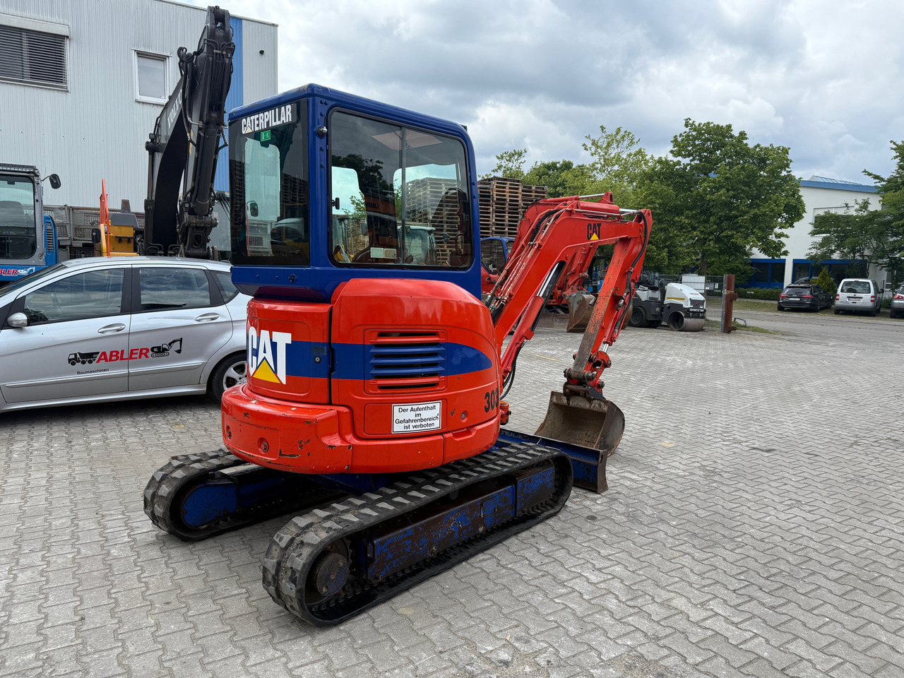 Caterpillar 303C Minibagger - Ekskavaator: pilt 4 Caterpillar 303C Minibagger - Ekskavaator: pilt 4