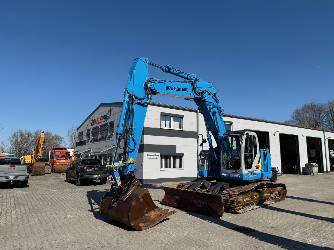New Holland Kobeclo E235 BSR-2 Nullheck Kettenbagger MS21 - Ekskavaator: pilt 2 New Holland Kobeclo E235 BSR-2 Nullheck Kettenbagger MS21 - Ekskavaator: pilt 2