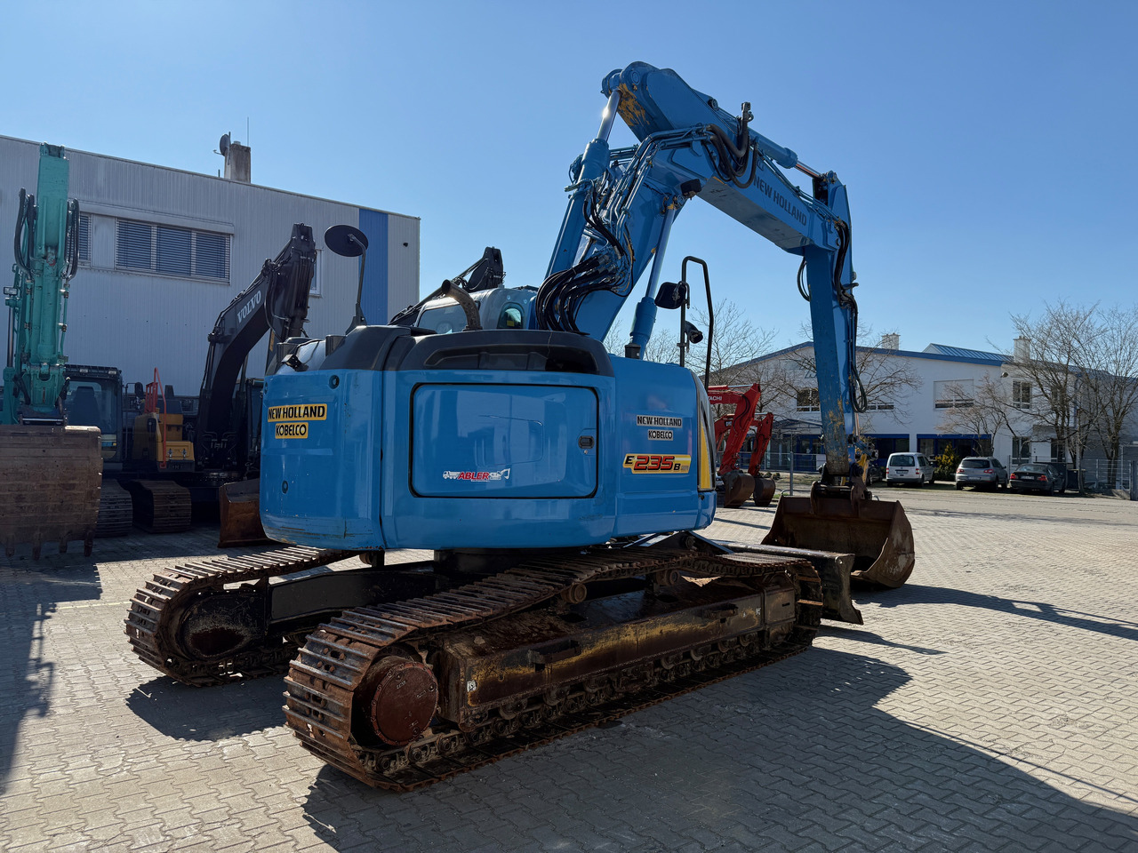 New Holland Kobeclo E235 BSR-2 Nullheck Kettenbagger MS21 - Ekskavaator: pilt 4 New Holland Kobeclo E235 BSR-2 Nullheck Kettenbagger MS21 - Ekskavaator: pilt 4