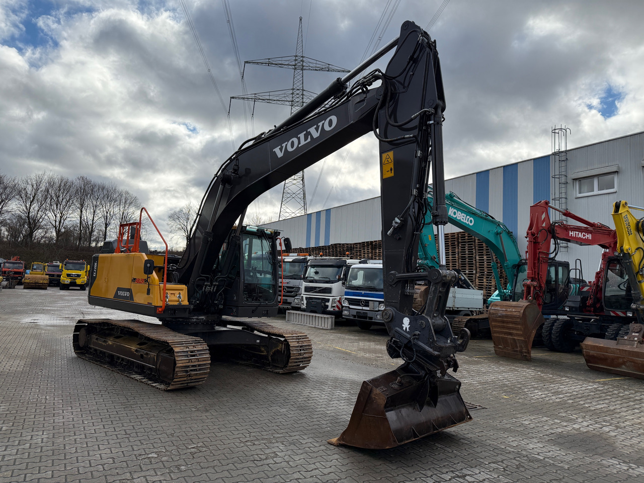 Volvo EC220 EL Kettenbagger Klima 180 Grad LED TOP! - Lintekskavaator: pilt 3 Volvo EC220 EL Kettenbagger Klima 180 Grad LED TOP! - Lintekskavaator: pilt 3