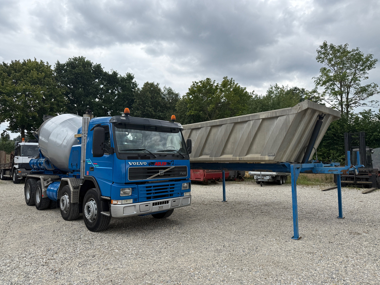 Volvo FM 12 420 WECHSELSYSTEM Betonmischer + Kipper AHK Klima - Autobetoonisegisti: pilt 2 Volvo FM 12 420 WECHSELSYSTEM Betonmischer + Kipper AHK Klima - Autobetoonisegisti: pilt 2