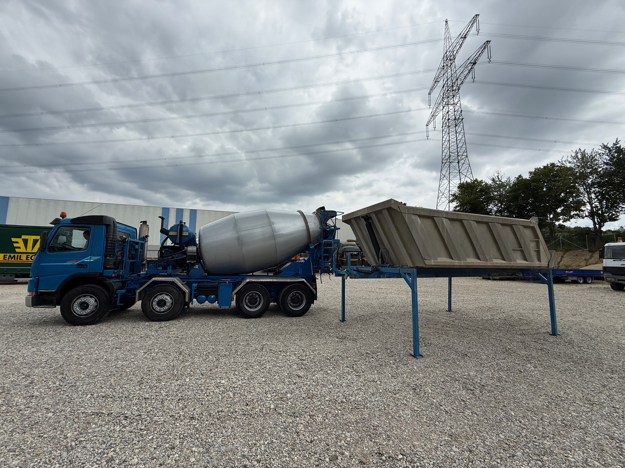 Volvo FM 12 420 WECHSELSYSTEM Betonmischer + Kipper AHK Klima - Autobetoonisegisti: pilt 3 Volvo FM 12 420 WECHSELSYSTEM Betonmischer + Kipper AHK Klima - Autobetoonisegisti: pilt 3