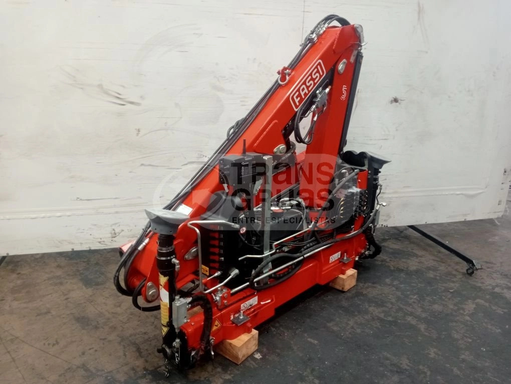 Grúa Fassi F26A.0.23 active - Kraana-manipulaator - Veoauto: pilt 3 Grúa Fassi F26A.0.23 active - Kraana-manipulaator - Veoauto: pilt 3