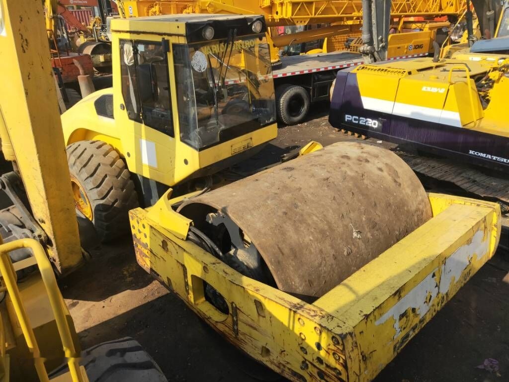 BOMAG BW 226 D H-4 - Tihendaja: pilt 1 BOMAG BW 226 D H-4 - Tihendaja: pilt 1