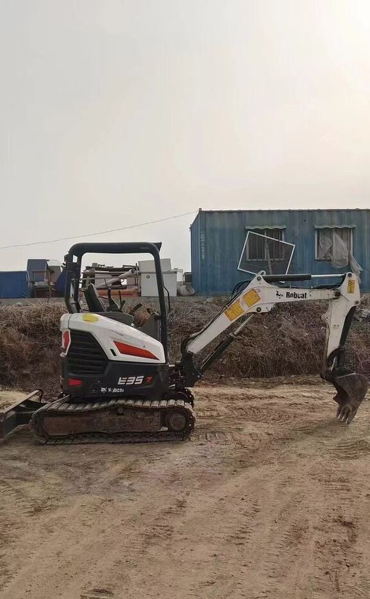 Bobcat E35 - Miniekskavaator: pilt 5 Bobcat E35 - Miniekskavaator: pilt 5