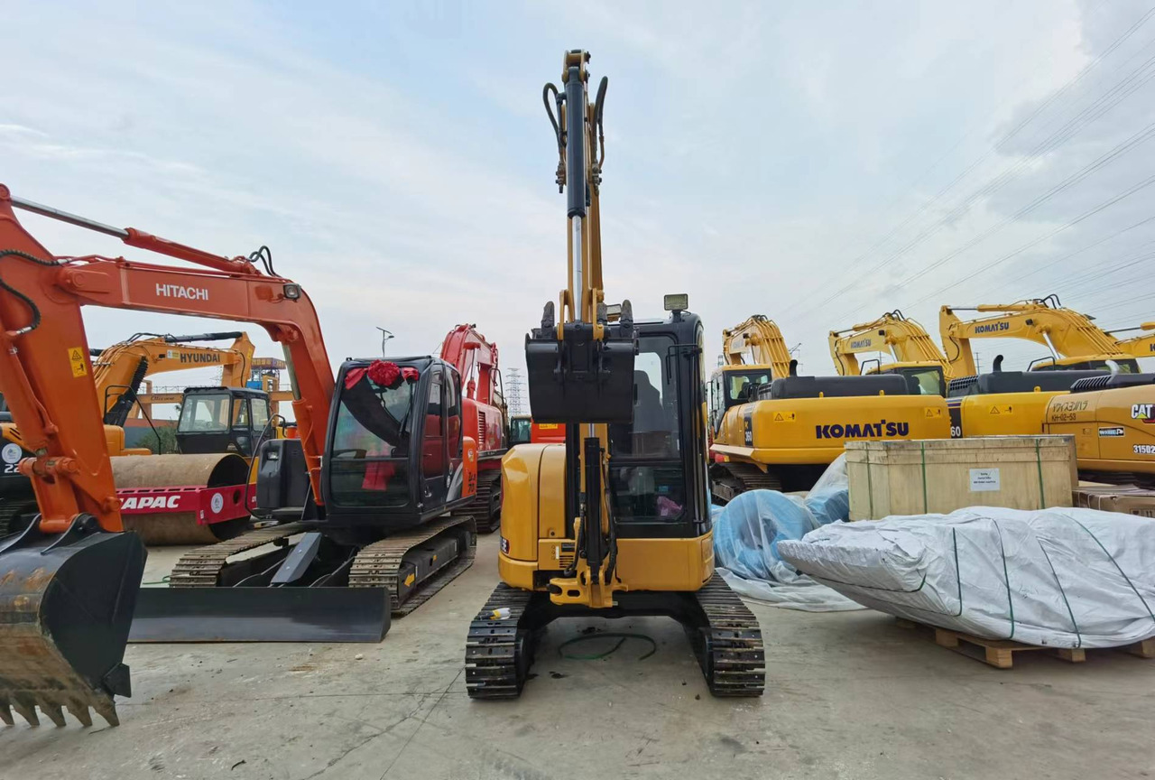 CATERPILLAR 303.5E - Miniekskavaator: pilt 4 CATERPILLAR 303.5E - Miniekskavaator: pilt 4