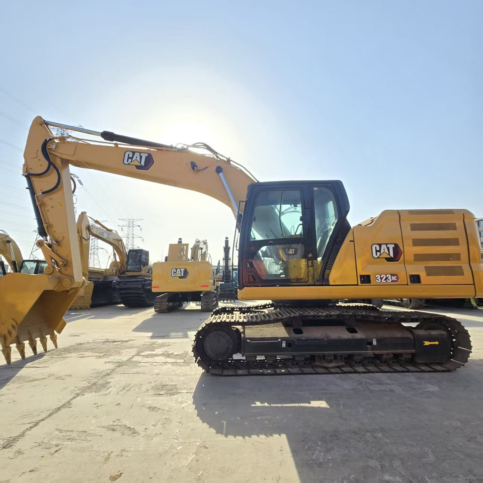 Lintekskavaator Caterpillar 323GC: pilt 6