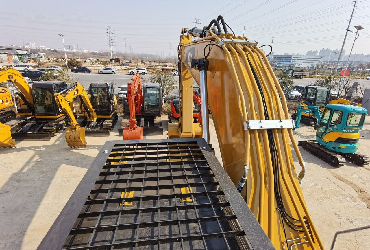 Caterpillar 329D Renovation - Lintekskavaator: pilt 3 Caterpillar 329D Renovation - Lintekskavaator: pilt 3