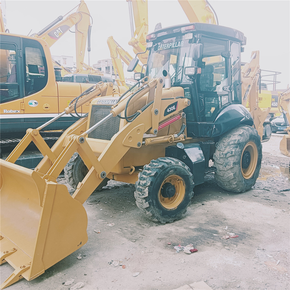 Caterpillar 430E - Ekskavaator-laadur: pilt 4 Caterpillar 430E - Ekskavaator-laadur: pilt 4