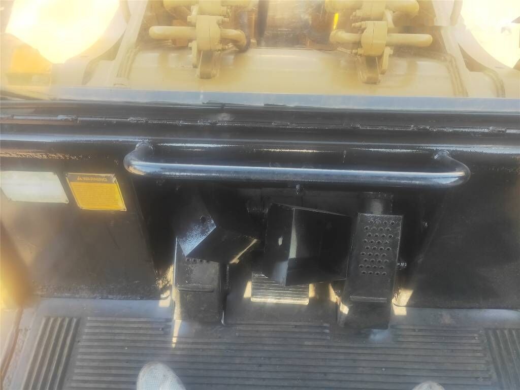 Caterpillar 973 - Roomiklaadur: pilt 5 Caterpillar 973 - Roomiklaadur: pilt 5