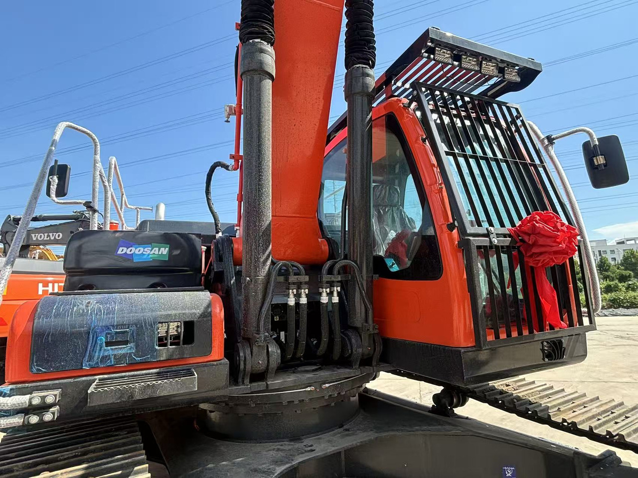 Ekskavaator Doosan DX340: pilt 6