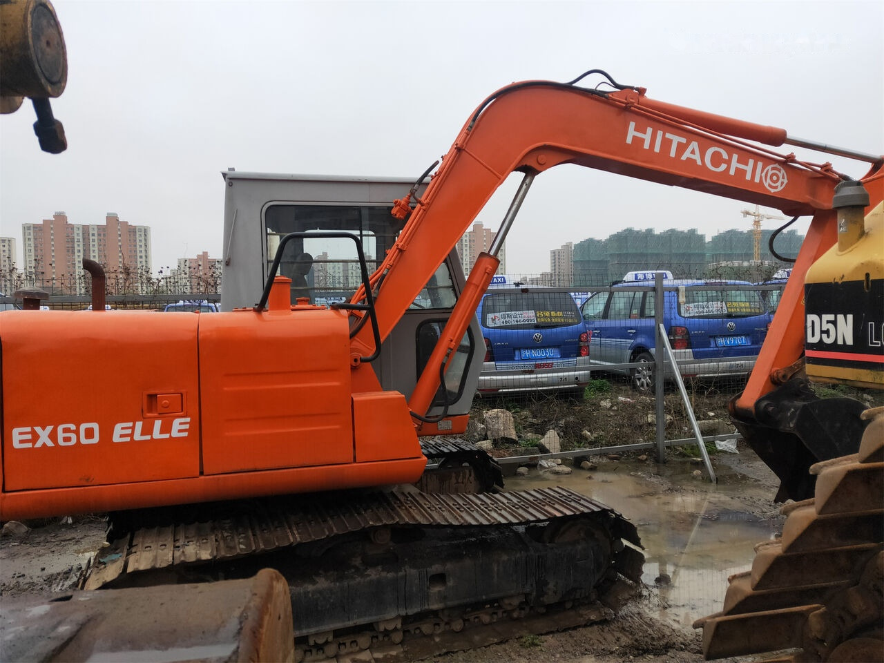 Hitachi EX60 - Lintekskavaator: pilt 4 Hitachi EX60 - Lintekskavaator: pilt 4