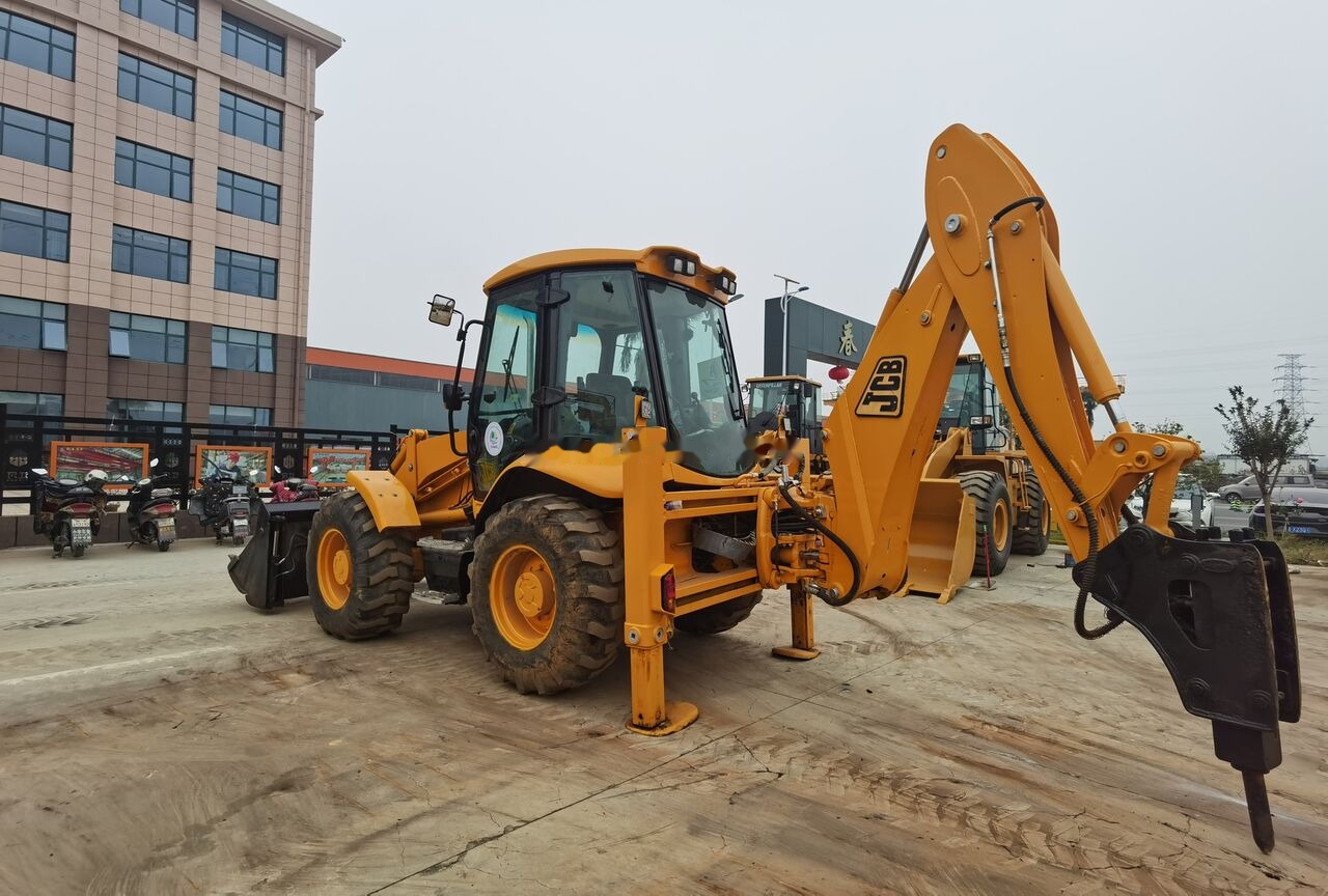 JCB 4CX - Ekskavaator-laadur: pilt 1 JCB 4CX - Ekskavaator-laadur: pilt 1