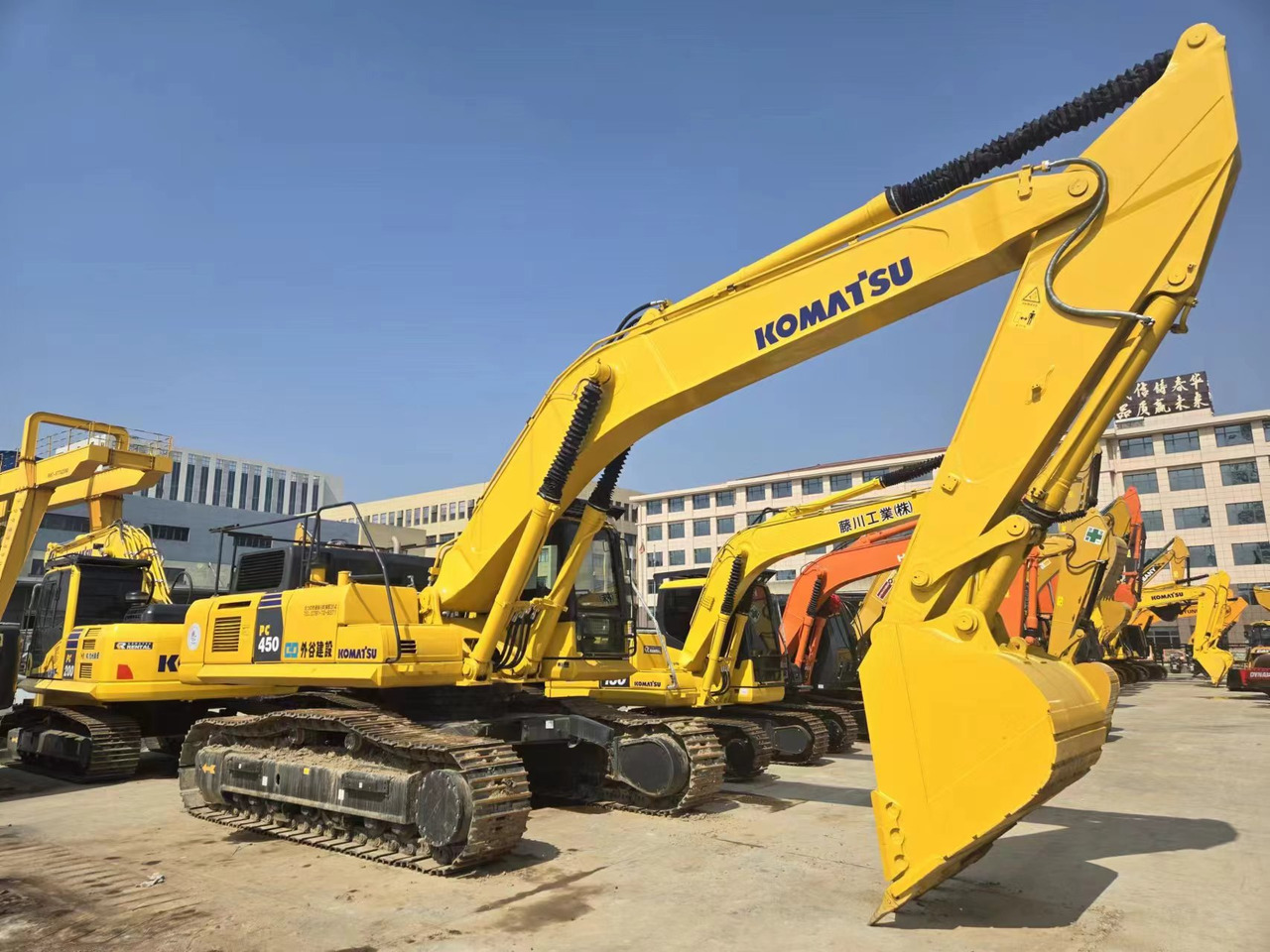 KOMATSU PC450-8 - Ekskavaator: pilt 1 KOMATSU PC450-8 - Ekskavaator: pilt 1
