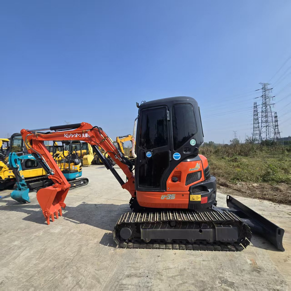 KUBOTA U35 - Miniekskavaator: pilt 2 KUBOTA U35 - Miniekskavaator: pilt 2