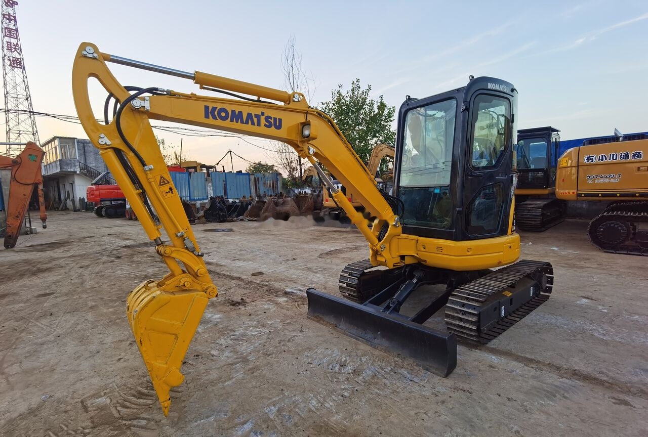 Komatsu PC35MR - Lintekskavaator: pilt 4 Komatsu PC35MR - Lintekskavaator: pilt 4