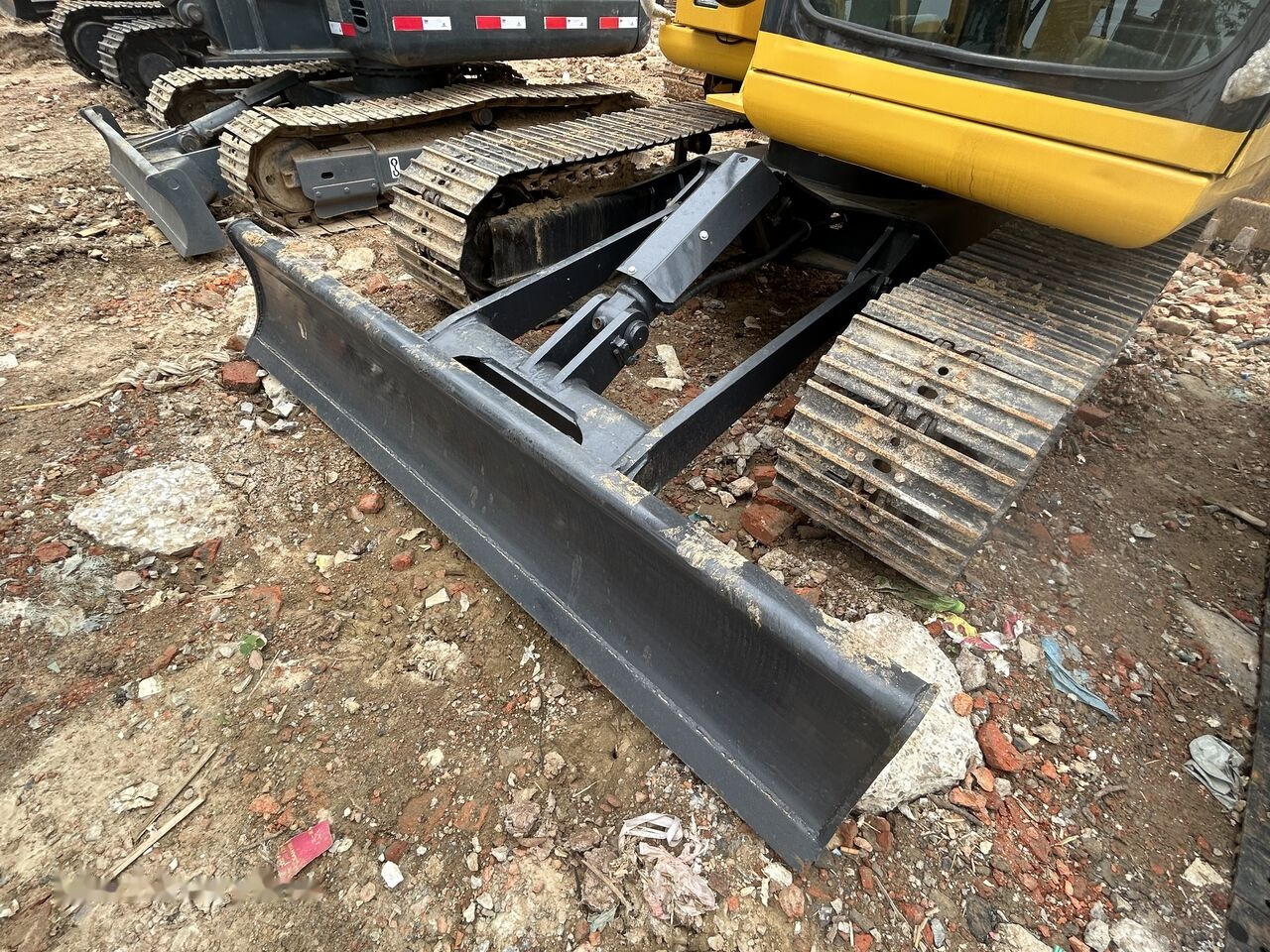 Komatsu PC60 - Lintekskavaator: pilt 5 Komatsu PC60 - Lintekskavaator: pilt 5