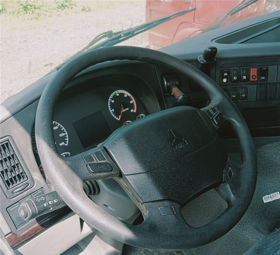 Sadulveok Howo 420hp 6x4: pilt 6