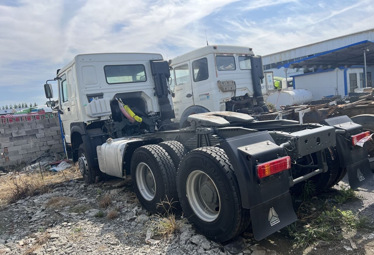 Sinotruk HOWO 420HP 6X4 Tractor - Sadulveok: pilt 5 Sinotruk HOWO 420HP 6X4 Tractor - Sadulveok: pilt 5