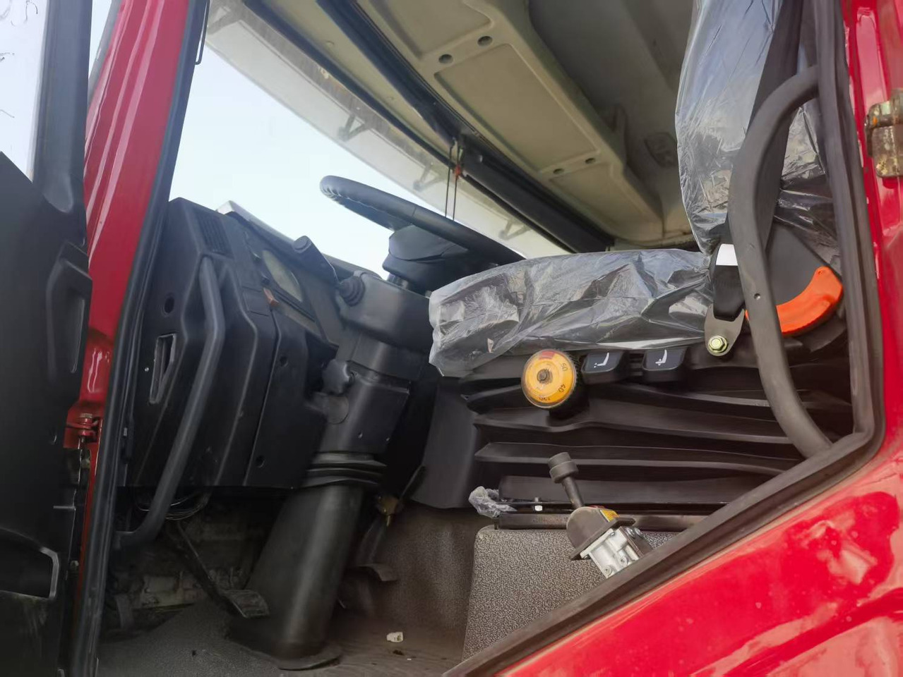 Kallurauto Shacman F3000 8*4 Dump truck: pilt 9