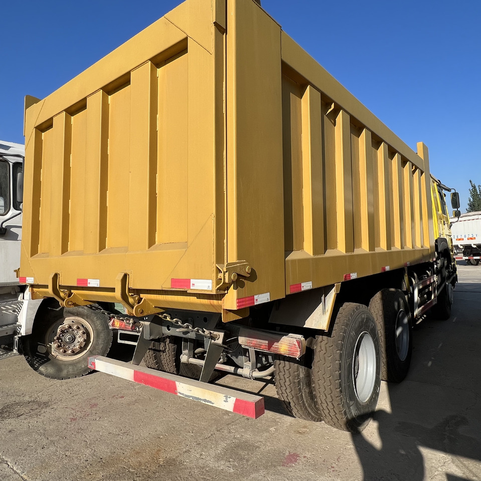 Sinotruk HOWO 371 6*4 Dump truck - Kallurauto: pilt 2 Sinotruk HOWO 371 6*4 Dump truck - Kallurauto: pilt 2