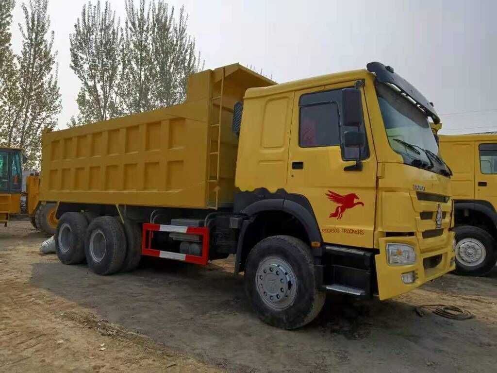 Sinotruk HOWO 6*4 Dump truck - Kallurauto: pilt 1 Sinotruk HOWO 6*4 Dump truck - Kallurauto: pilt 1