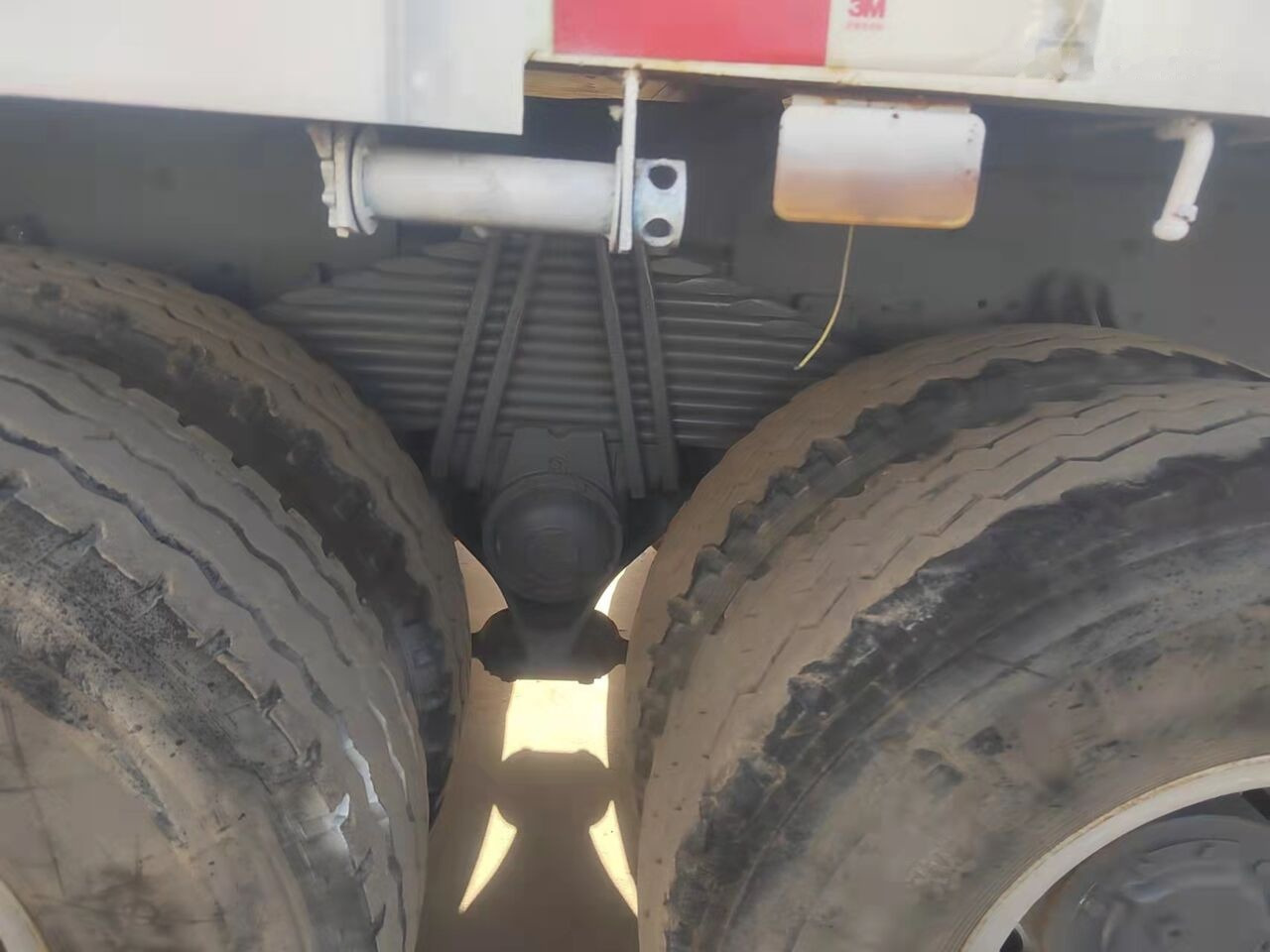 Madelveok/ Platvormveok Sinotruk HOWO 8*4 Dump truck: pilt 6
