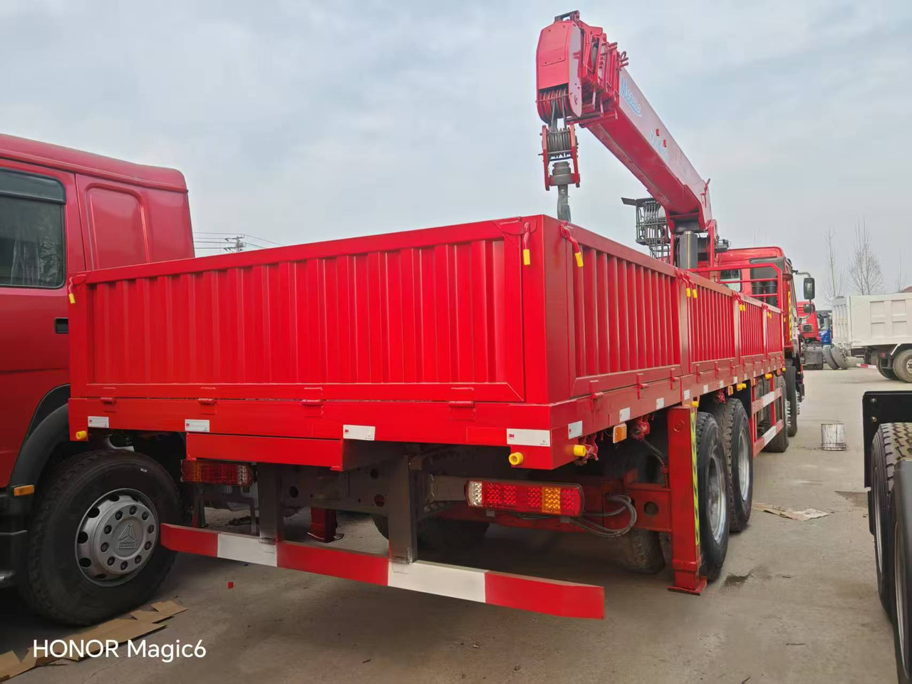 Sinotruk HOWO 8*4 Mobile crane - Autokraana: pilt 5 Sinotruk HOWO 8*4 Mobile crane - Autokraana: pilt 5