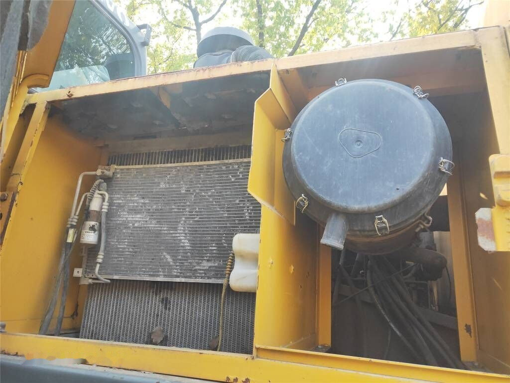 Lintekskavaator Volvo EC 460 B LC: pilt 6