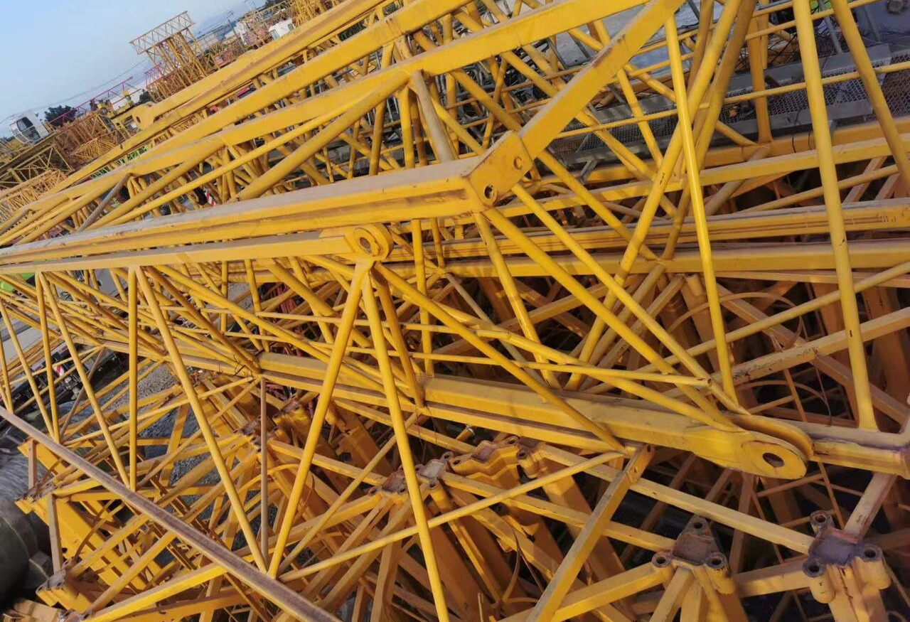 Zoomlion 6513-8 - Tornkraana: pilt 1 Zoomlion 6513-8 - Tornkraana: pilt 1